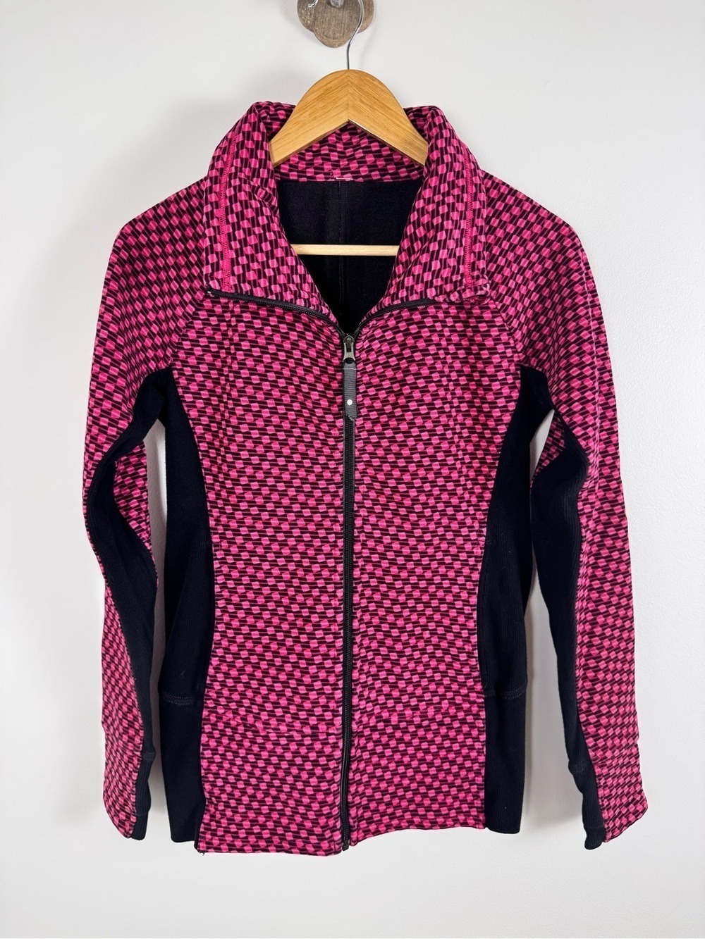 Lululemon Radiant Jacket Pink Black Fleece Lined Zip Up Size 6